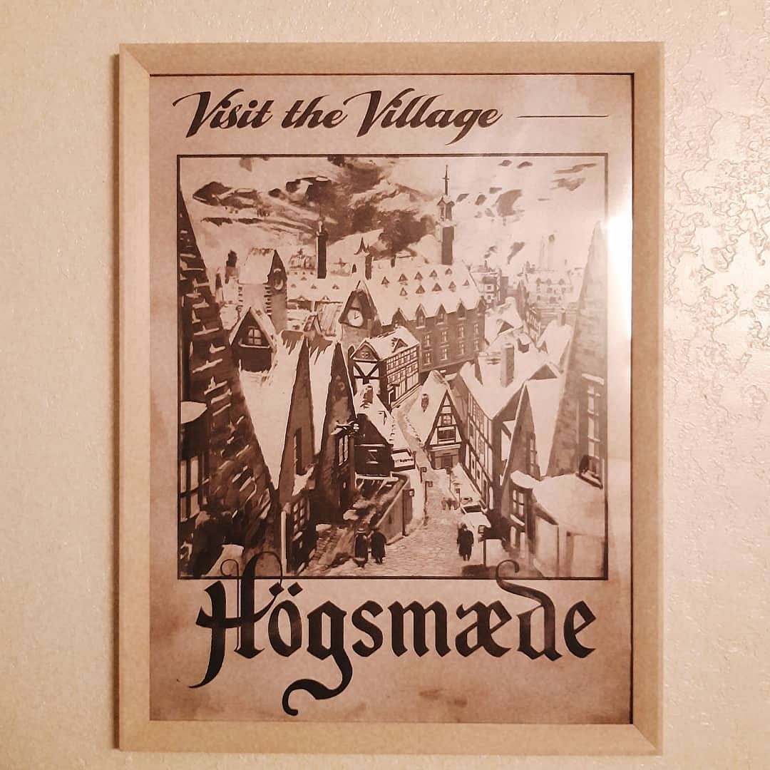 Hogsmeade Travel Poster - Heritage Edition – WindowShopGal