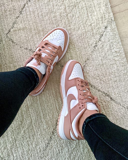 Nike Dunk Low Rose Whisper - Livraison 48h