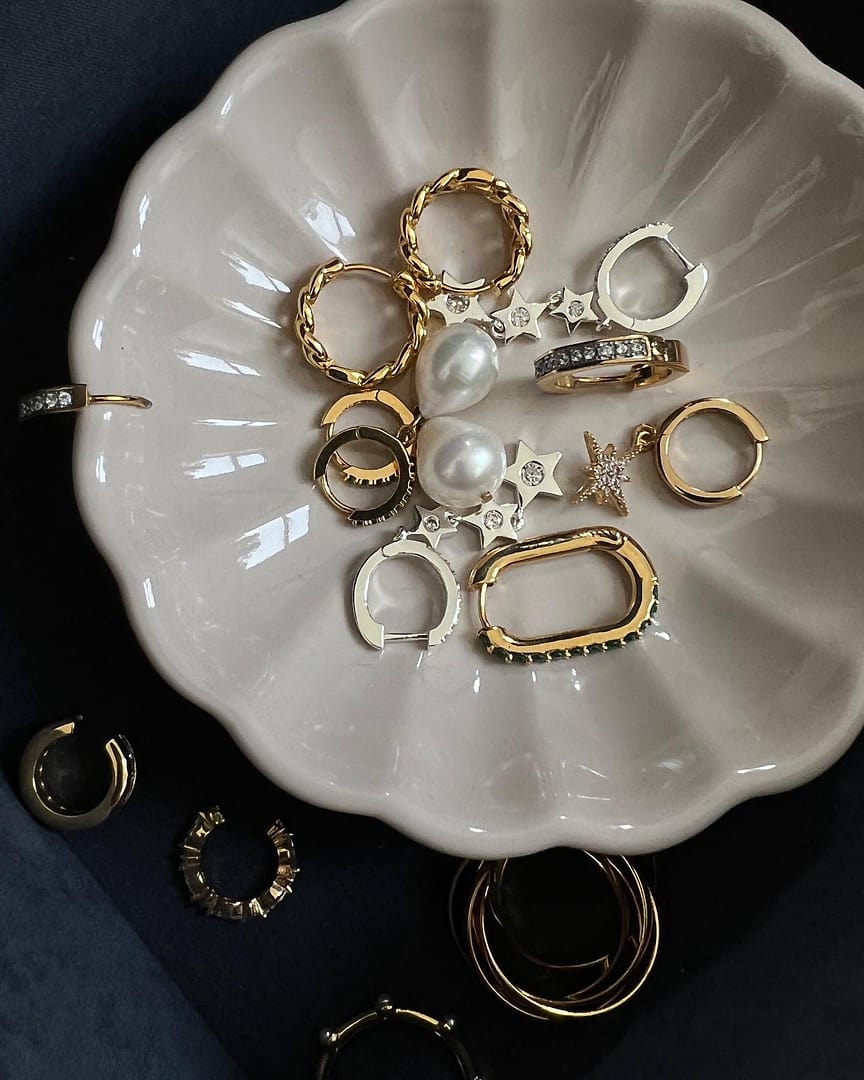 Jewellery dish set-up. Tap to shop ✨

#oreliajewellery #justaddjewellery