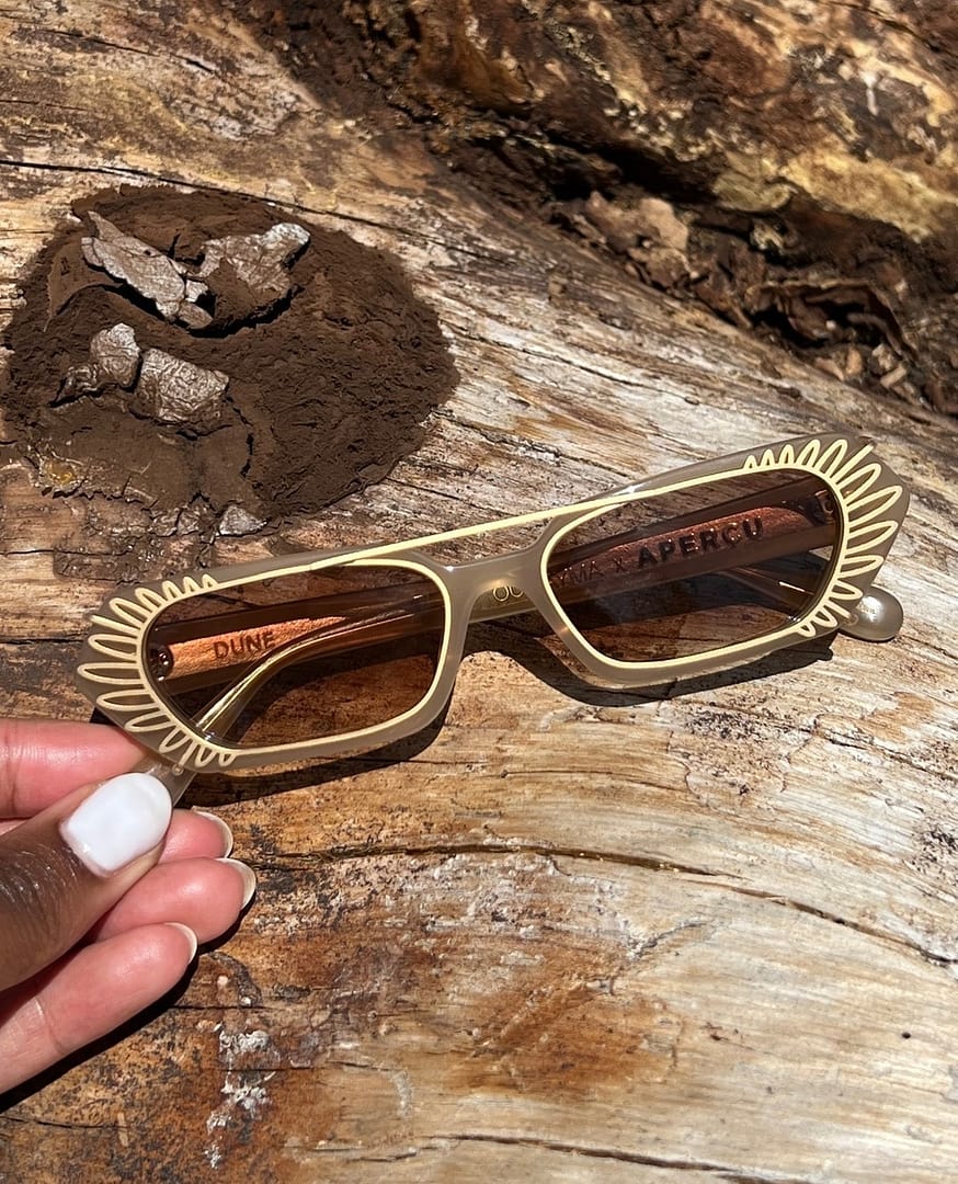 Oumayma // Timeless & Personal Sunglasses display picture 1