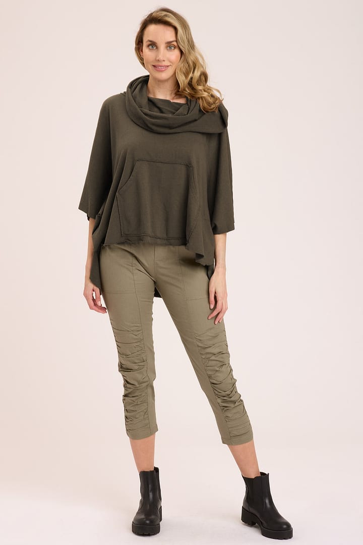 コート GIOVI FW24 Wool and cashmere poncho (P2410VOTU 4 BISCOTTO) Giovi Pellicce Ponchos − Sale: up to −60% | Stylight