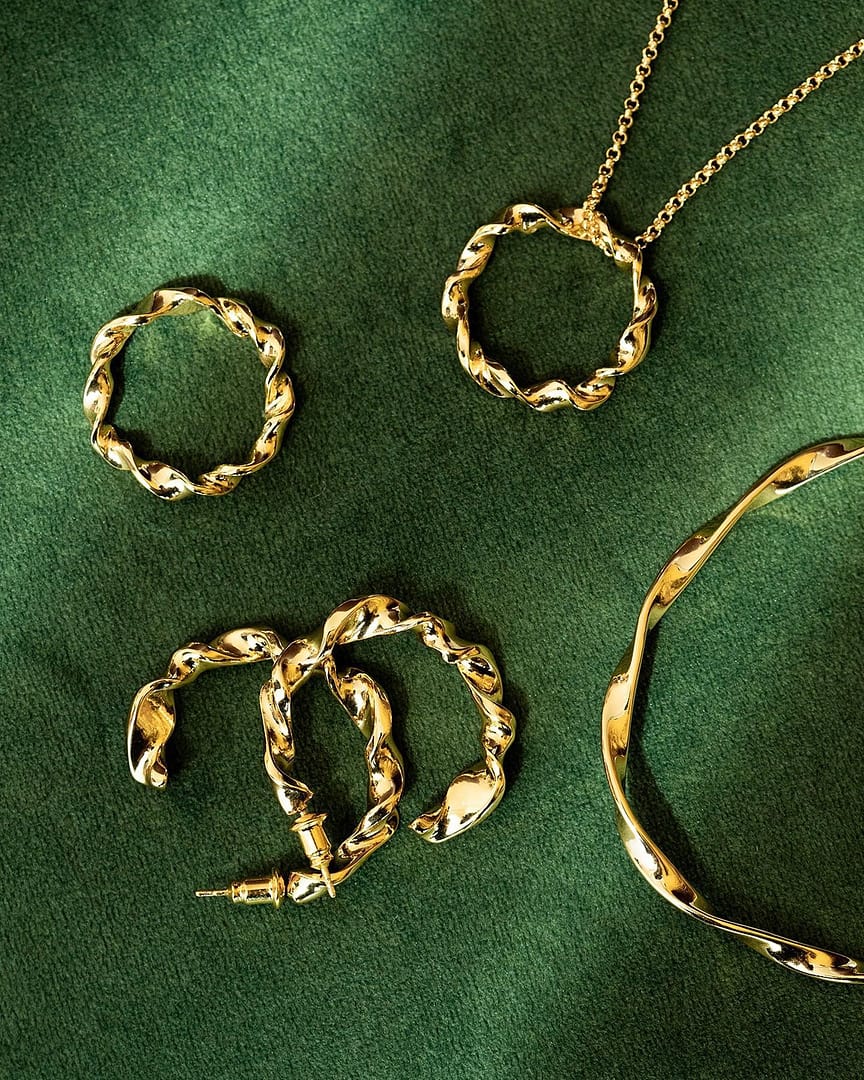 NEW: Jewellery with a twist. Say hello to our new in ribbon styles 🎀