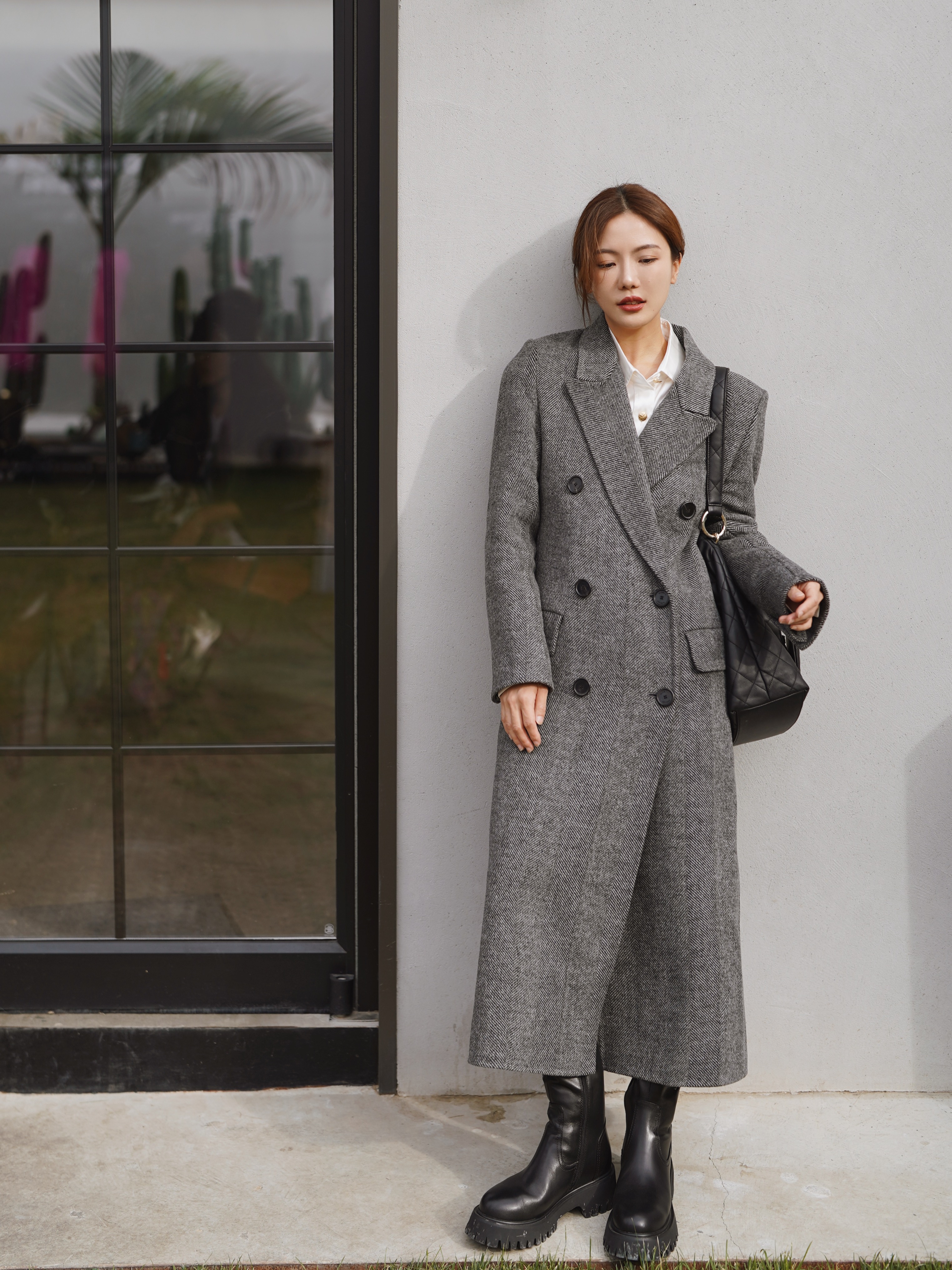 SMOOTH HERRINGBONE MAXI OVER COAT(現在完売品) The Great Coat in Dark Olive Herringbone | Women's Tailoring