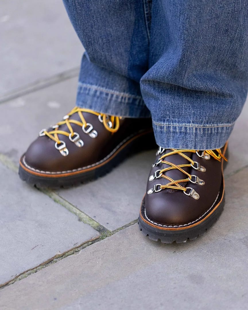 Danner Mountain Light Brown – Clutch Cafe