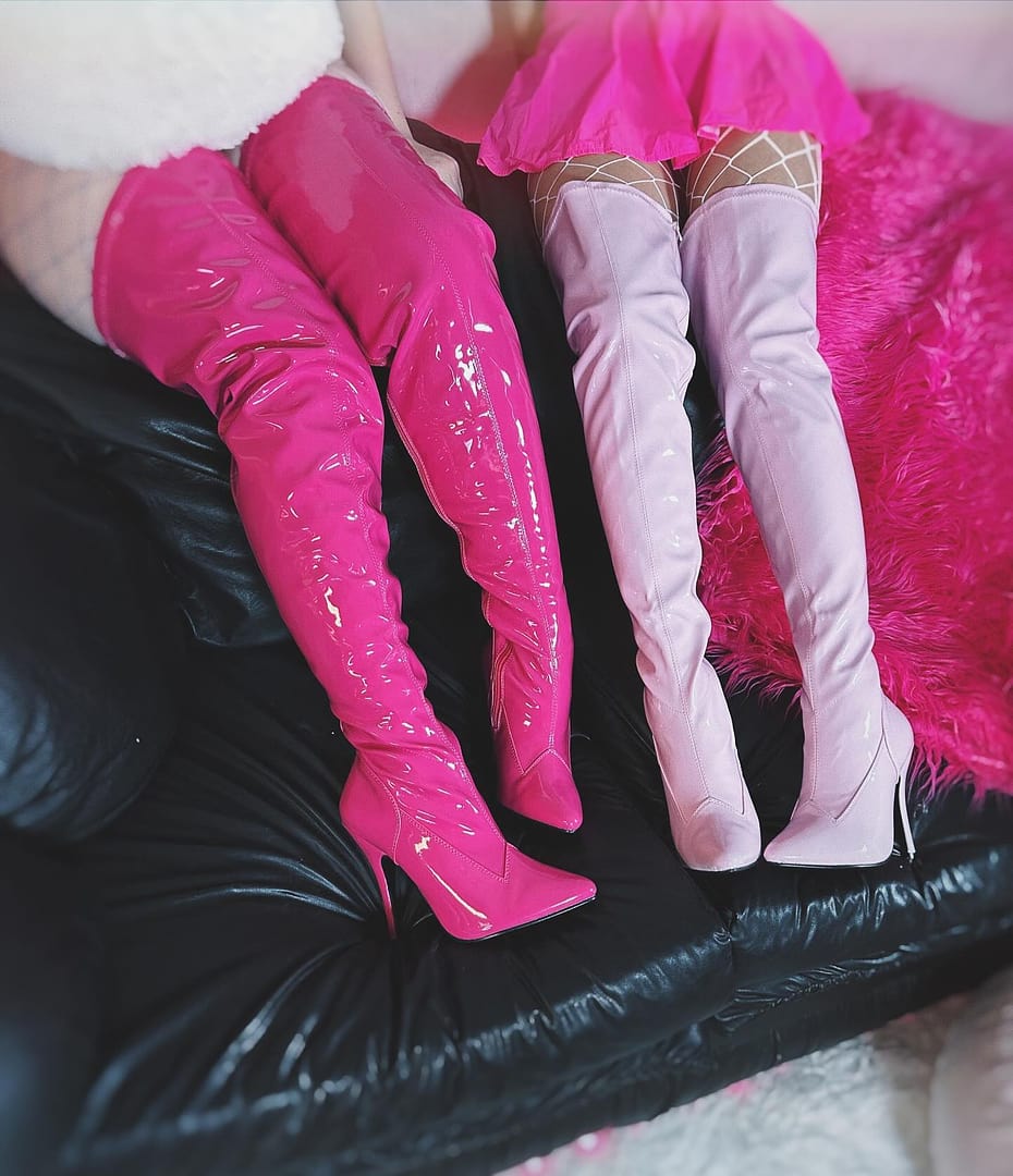 Pleaser Pink Label SEDUCE-3000WC プリーザーピンクレーベル ワイドカーフサイハイブーツ エナメル黒 サイドジップ◆取り寄せ Pleaser Seduce-3000WC in Pink – Pleaser Shoes