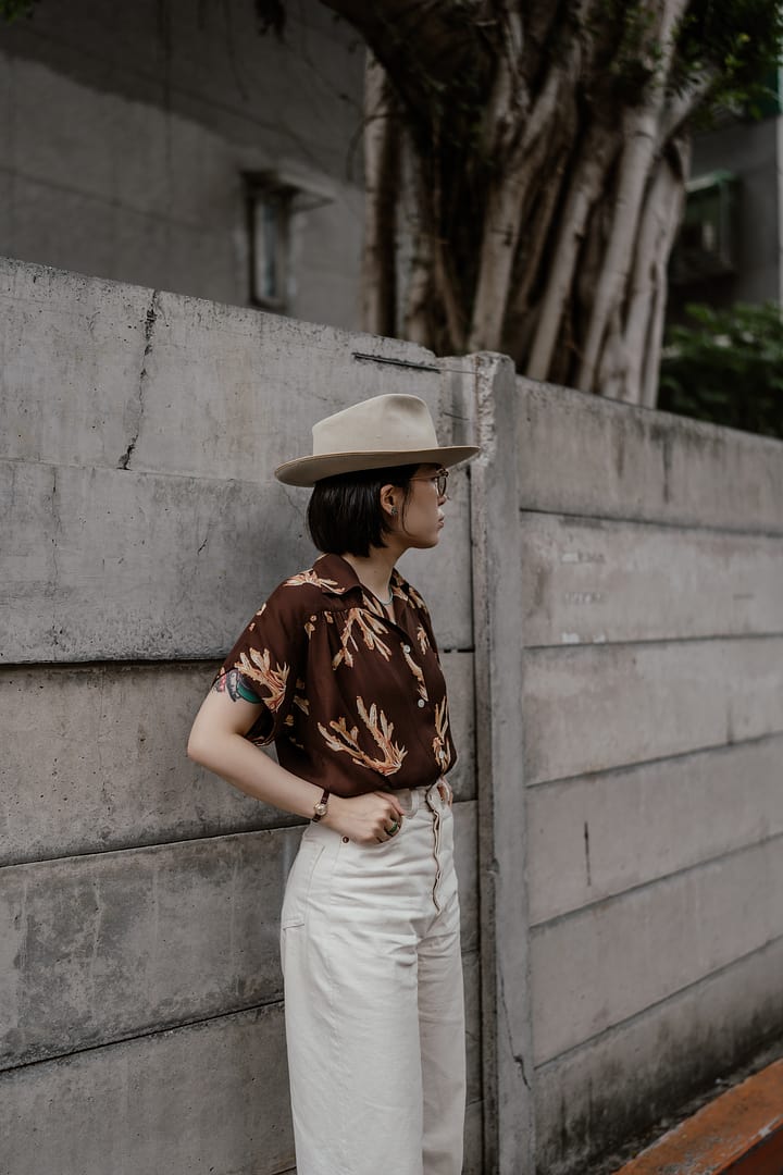 Rayon Shirt Coral Brown – Bryceland's