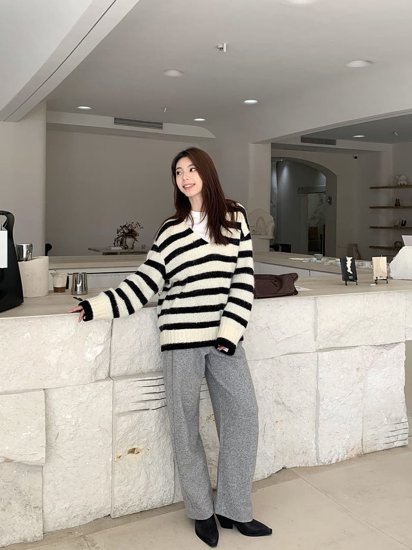 ジャケット・アウター (mayu) Moxie Sweater Combo Frinda APPAREL – Moxie Shop