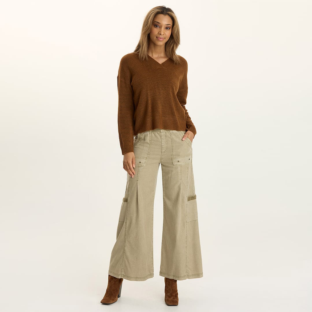 Wearables Ambrose Relaxed-Fit Knit V-Neck Sweater