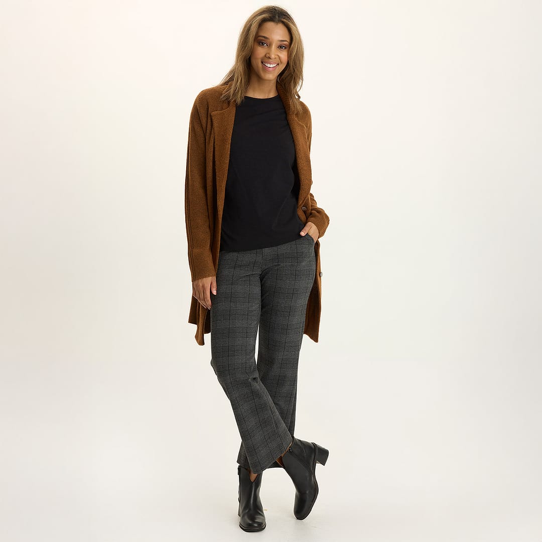 adamas kronos】COATING FLARE PANTS FLARED BLACK STRETCH PANTS