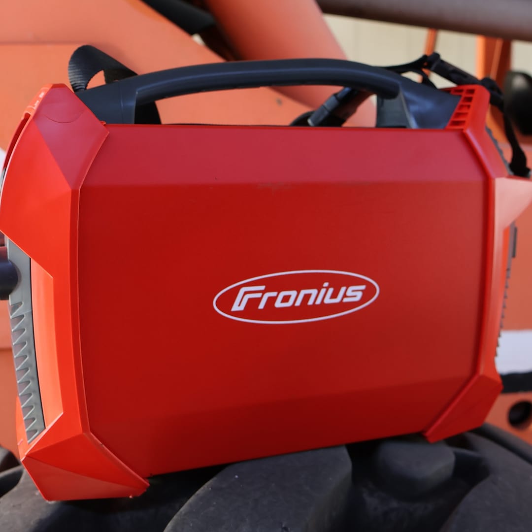 Miller Digital Infinity Welding Helmet w/ ClearLight 4x Lens