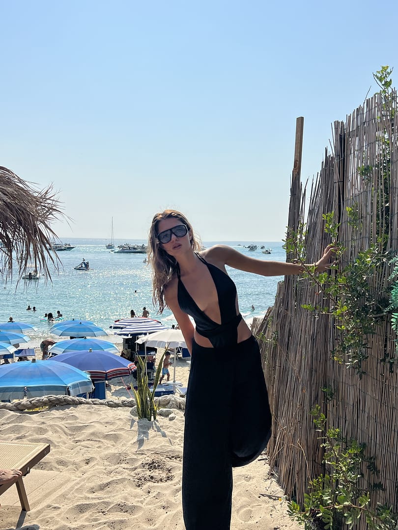 Sexy Black One-Piece Swimsuit Chiara – Franca Vinka