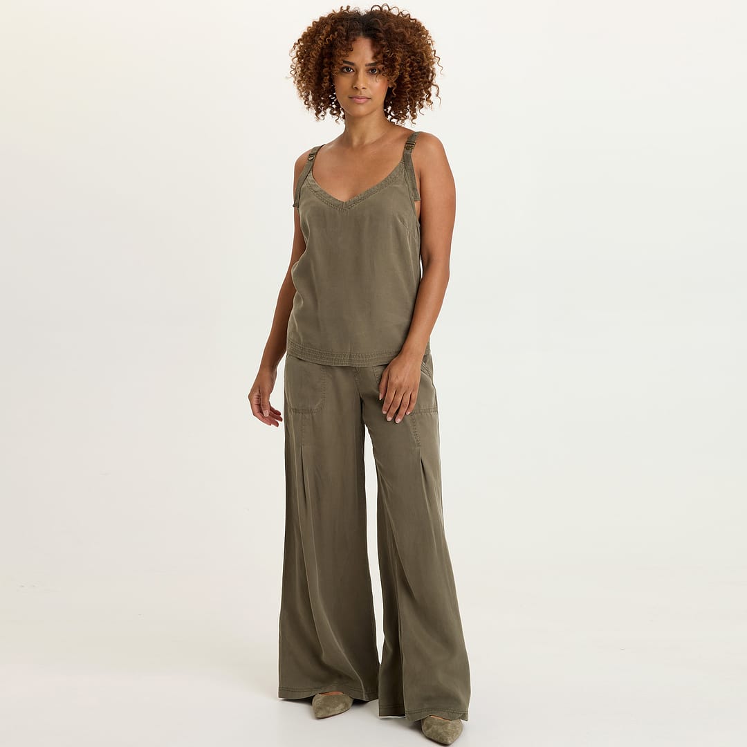 Dacia Tencel Twill Pleated Wide Leg Pull-On Waist Pant