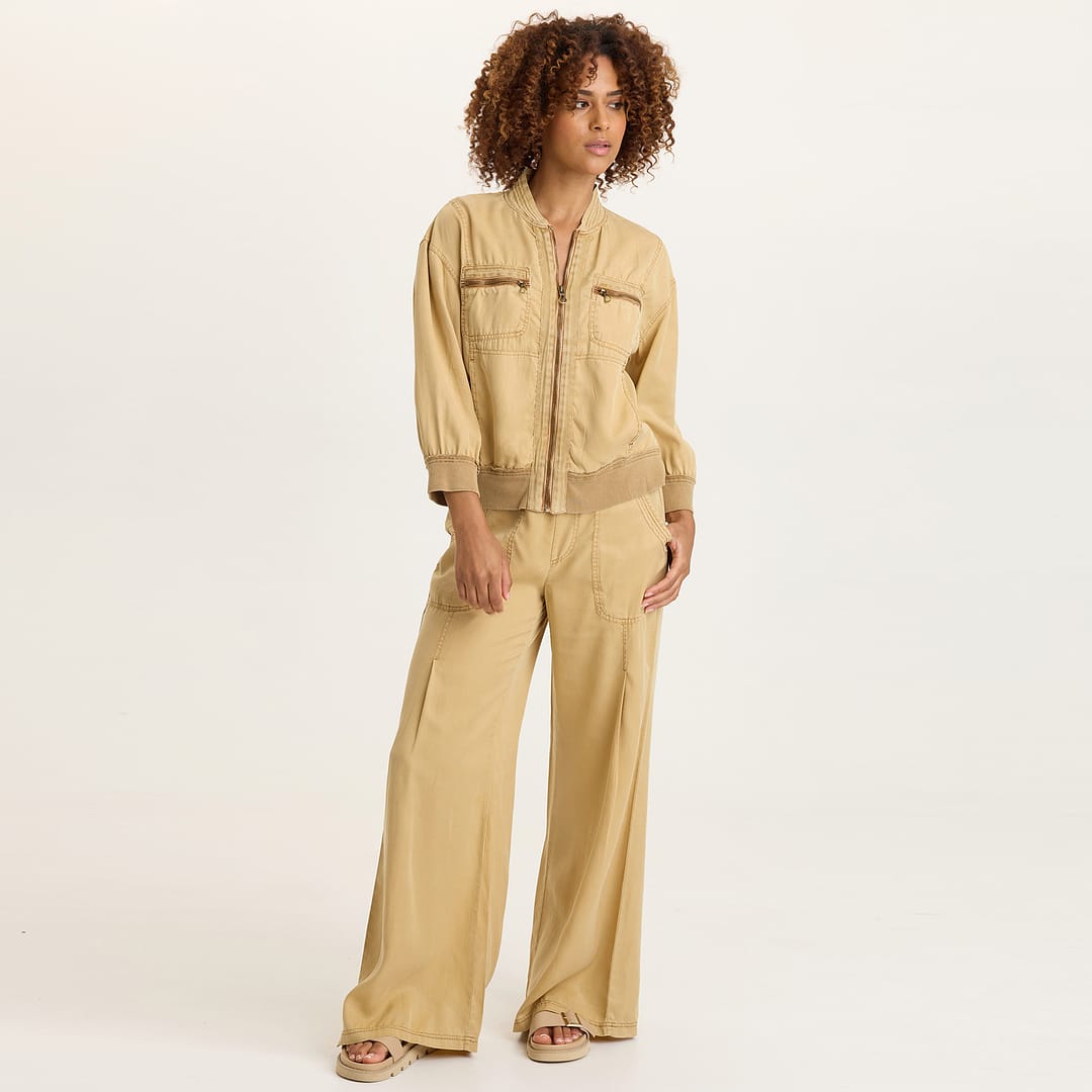 Wynton Tencel Twill 3/4-Sleeve Zip-Up Bomber Jacket