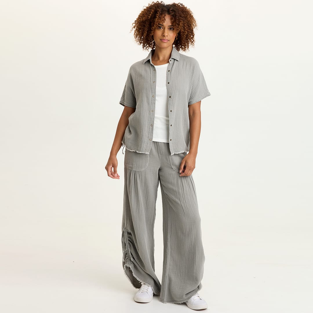 Creston 100% Cotton Gauze Cinchable Sides Snap-Up Collared Short