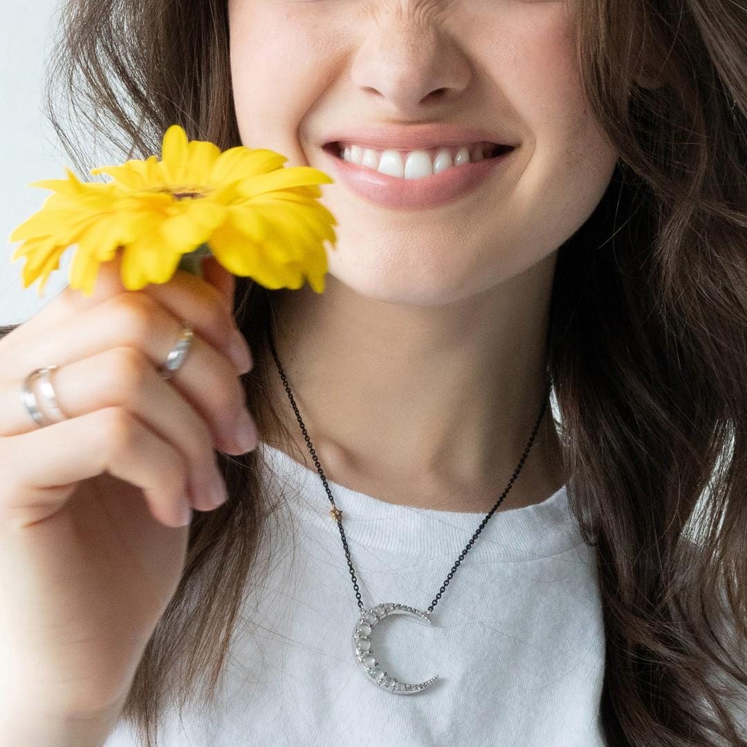 moonの宝物5 moonの宝物5 Blue Topaz Crescent Moon Necklace | Monica Rich Kosann