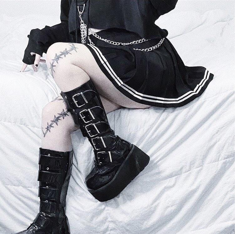 DEMONIA 