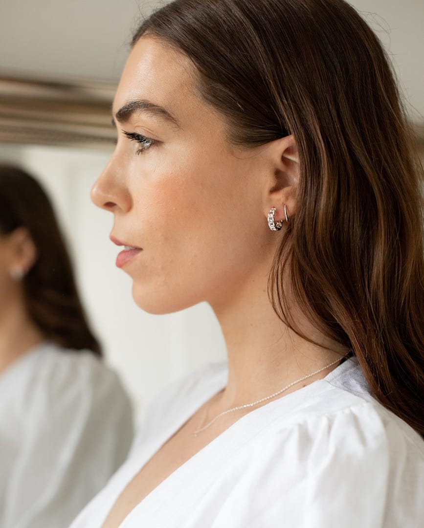 Go silver for Spring...
Our chain huggie hoops as seen on HRH The Duchess of Cambridge.
#OreliaJewellery