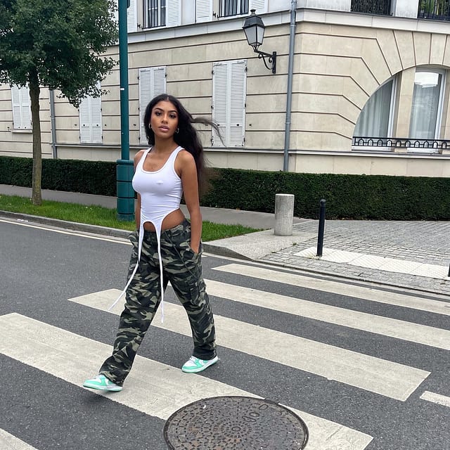 Hello it’s me again ! Tell a friend to tell a friend 🌱