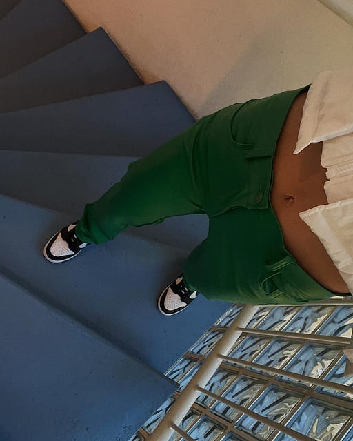 green pants and dunk low 💚