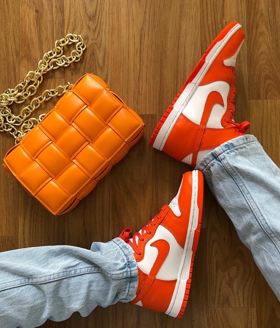 Autumn shows me how beautiful it is to let things go 🍂