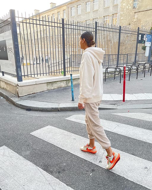 🍂 Autumn Vibes 🍂

#sneakersaddict #hype #hypebae #hypebeast #modernotoriety #praisethegirls #viewsfrance #nakdfashion #ootd #lifestyle #hsstyle #barbour #nike #nikesacai #peigworldwide #wethemovement #wethenew #caminotv #shecozy #streetfemininity #streetwearstyle #streetwearoutfit #hignstreetfashion #hignsnobiety #sneakermyth #baesmentapproved #womft #sadp #parisianstyle #parisienne