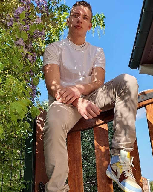 #tommyhilfiger #tommyjeans #nike #maisonchateaurouge