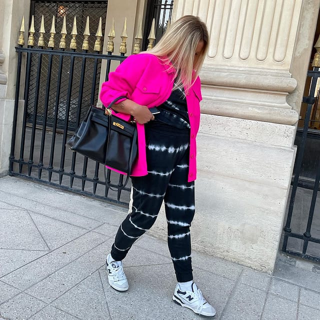 Sunday outfit comme on les aime 💓 bon dimanche 😘
.
.
#jogging #joggers #jogsuit #joggingsuit #teamethicmanosque #newbalance #newbalance550 #newbalance550navy #streetstyle #streetwear #parisianlifestyle #parisianstyle #modetrotter #fashionista #fashiongram #igfashion #igstyle #styleinspiration #sundayvibes #sundayoutfit