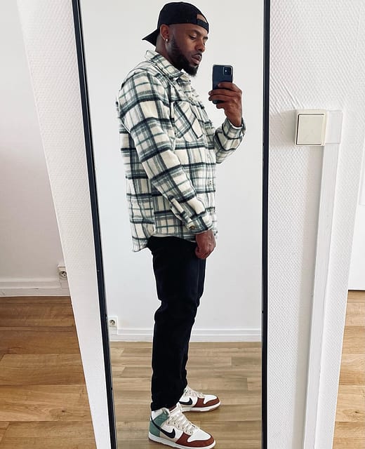 Black and Green Outfit ⚫️🟢
•
•
•
•
#outfit #outfitinspiration #outfitoftheday #outfits #parisianstyle #shoppingaddict #streetwear #streetwearfashion #streetwearstyle #pullandbear #zalandoprive #nike #dunkhigh #nikesbdunk #nikesb #beardstyle #westindies #guadeloupe #paris #france #fashionstyle #mode #model #brand #brandambassador #newstyle #instagood #instawear #instaoutfit #followeme 
•
•
•
•
zalandoprive_fr 🧢
pullandbear 🧥👖
wethenew 👟