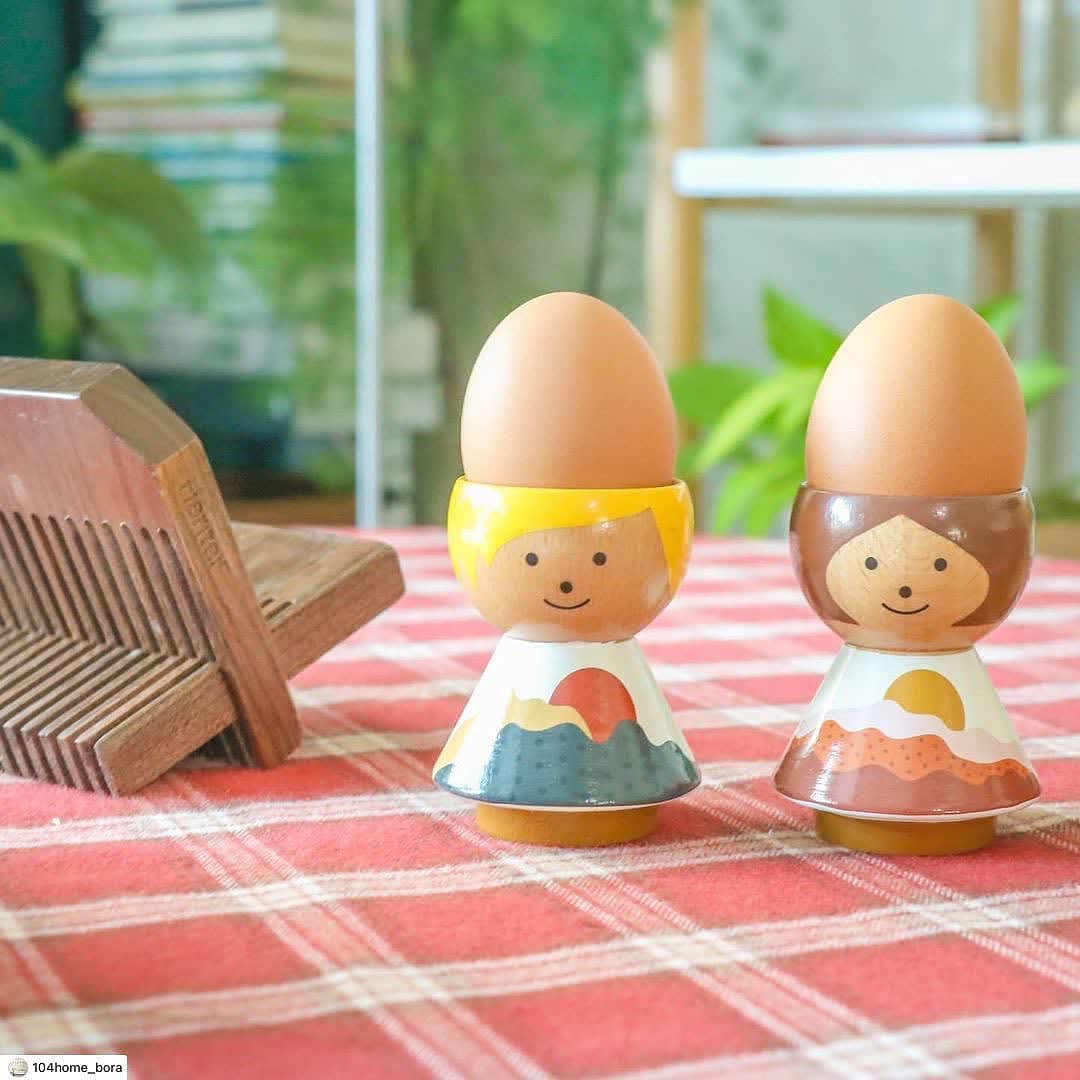 Bordfolk Mika Egg Holder: Colorful & Charming – Lucie Kaas