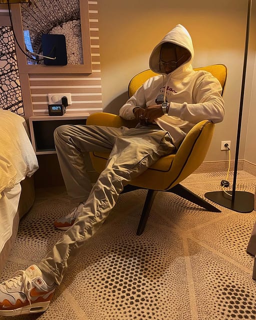 Monarch 🏵 ‘ #patta #wethenew #fitthemall #caminotv #snkrskickcheck nike