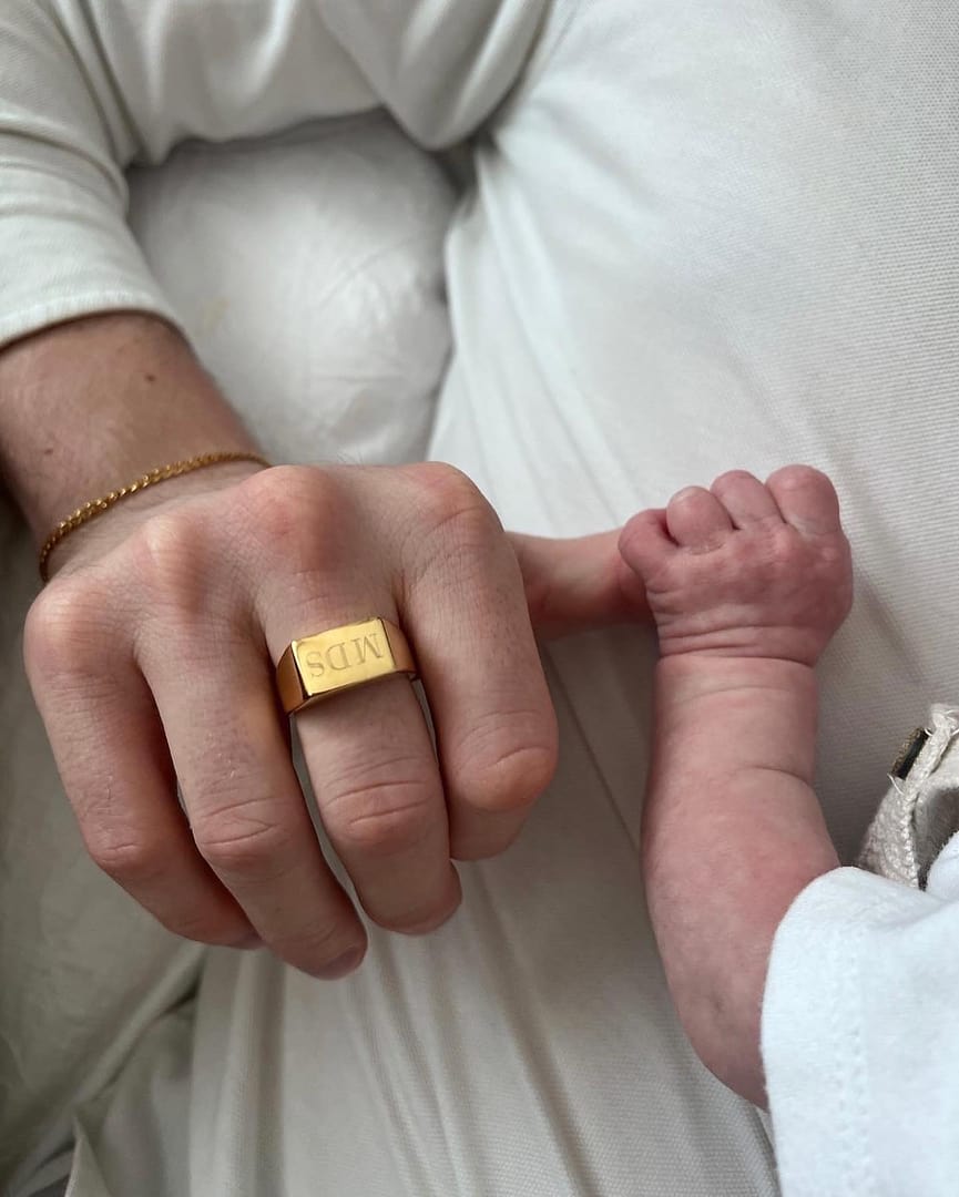 Say hello to Aaron & Maisy 🐣@mel_junerose 

Aaron wears our Chunky Signet Ring in Gold - Orelia & Joe - engraved with Maisy’s date of birth.

Ahead of Father’s Day, we asked new dads to share some parenting advice. 

Here’s what Aaron had to say…

1. Sleep when you can & not when you want

2. Has she eaten? yes, does she need a need a nappy changed? no - then she needs a cuddle, and if that doesn’t work, turn white noise on

3. Enjoy all the cuddles before paternity leave ends, soak up every second

Shop multiple engravable styles for Father’s Day at @oreliaandjoe 

#fathersday #oreliajewellery #oreliaandjoe
