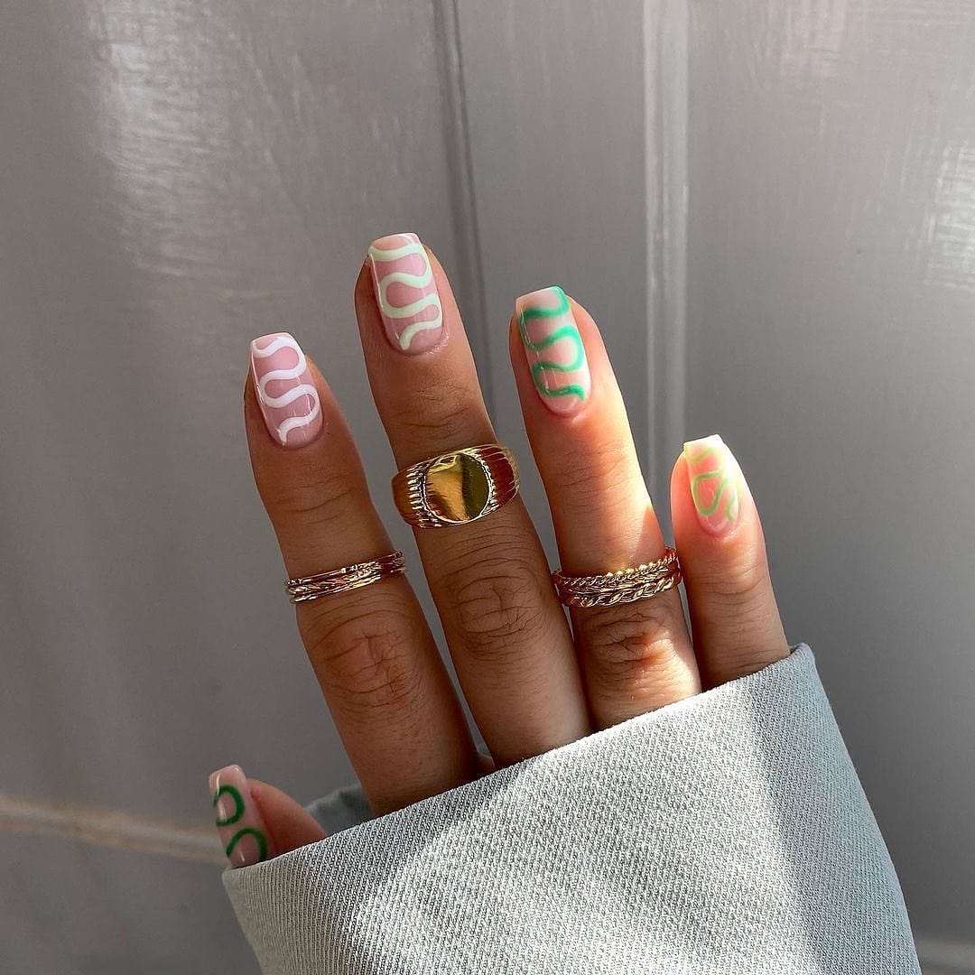 Ring in the weekend 💅

RG @annagracenails_
@thebblounge_
@amyy.laurenn
@londongirlmunches

#oreliajewellery #justaddjewellery