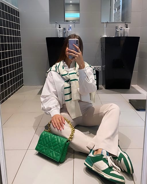 New 💚

Chemise : stradivarius 
Pull : zara 
Pantalon : stradivarius 
Sac : zara 
Nike : wethenew 

#outfit #fashion #style #ootd #outfitoftheday #love #moda #instagood #instafashion #shopping #fashionblogger #model #mode #fashioninsta #look #like #photooftheday #fashionstyle #beautiful #outfitinspiration #streetstyle  #girl #photography #instagram #stylish #lifestyle #clothes #summer #outfitbook #outfitbookstyle
