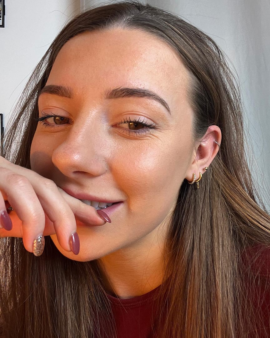 oreliajewellery Black Friday🖤

Swipe to see the collection I’ve been building up😍They’re perfect for stacking if you have multiple piercings and the simple gold hoops… I never leave the house without🫡

This is my first Black Friday with Orelia and there’s a support link in my bio which you can use if you shop the sale!!!💫

#InOrelia #TheOList #JustAddJewellery