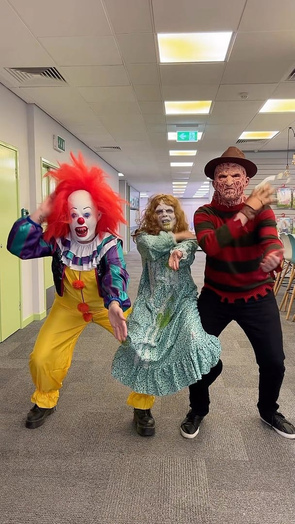 IT Classic 1990, Pennywise Costume – Smiffys