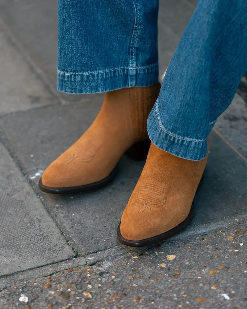 Yuketen Pancho Boot Golden Brown Suede – Clutch Cafe