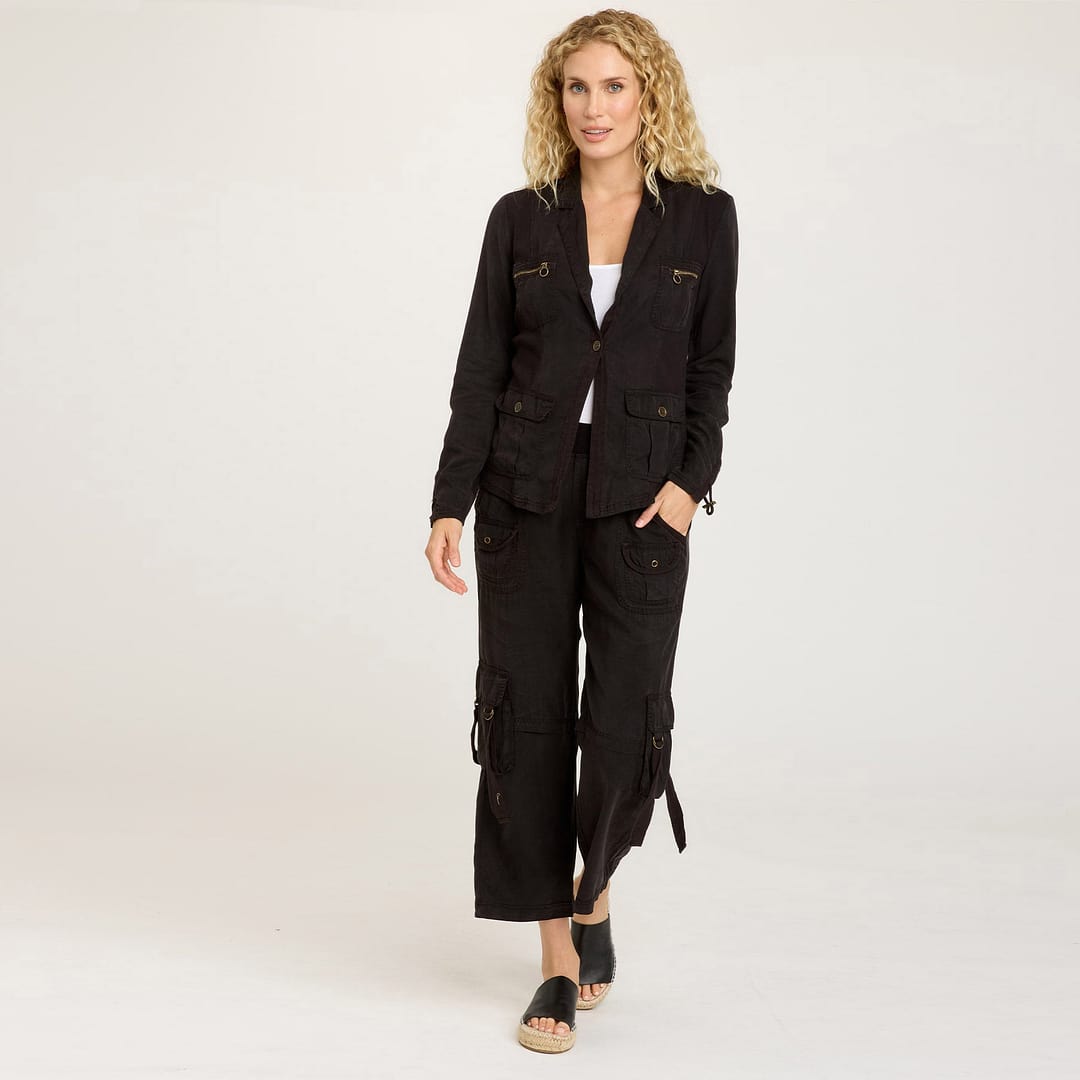 Tula Blazer in Black