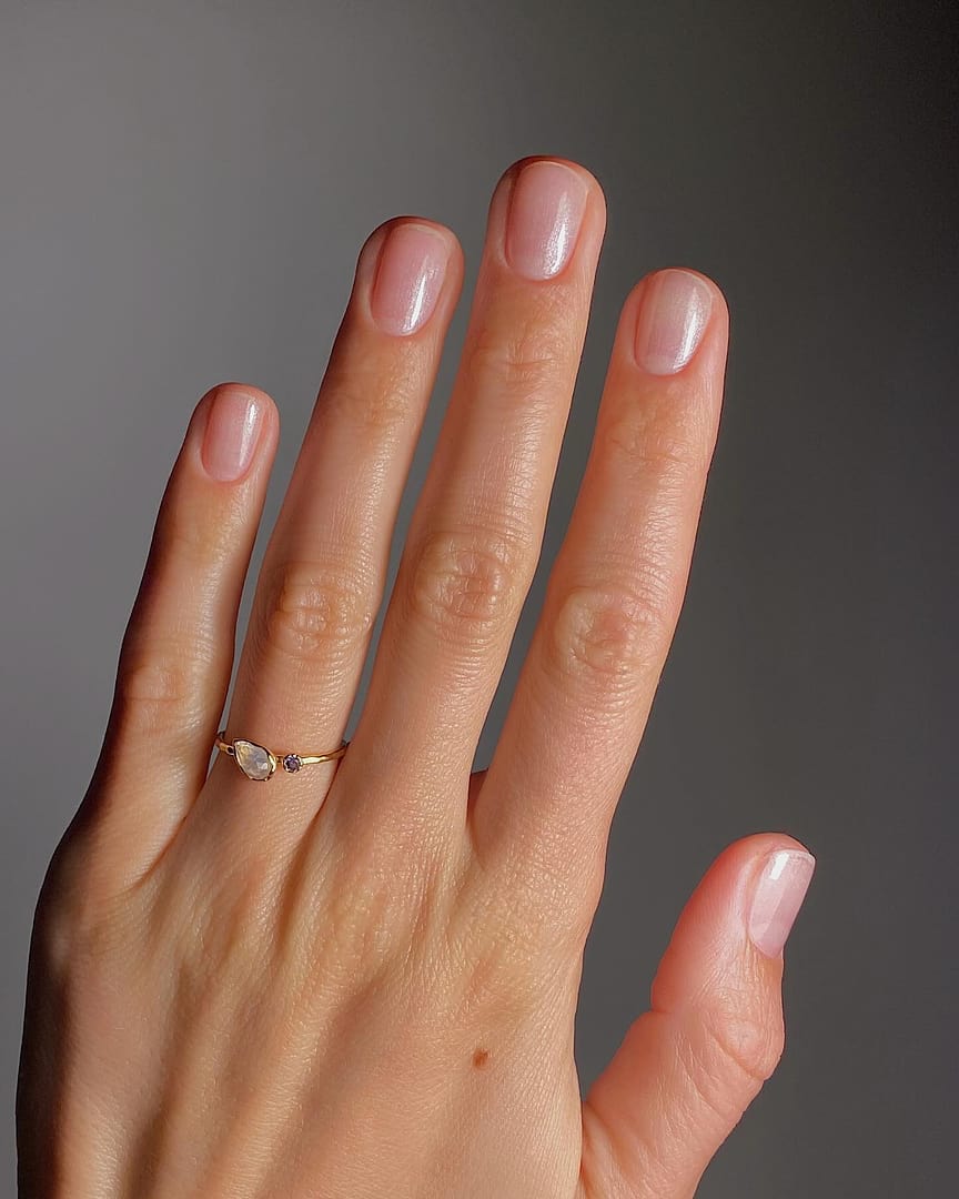 biosculpturegelgb Volcanic Base & Almond Oil, the perfect combo for strong and natural nails 🌋💧

Prep with officialnavyprofessional 
Ring from oreliajewellery 

#nailsuk #londonartist #pinknails #britishmanicure #nailartists #nailartist #londonnails #biosculpture #jewellerytrends #nailsdone #nailsoftoday #mateja #matejanova #weddingnailsdesign #biosculpturenails #weddingnails #gelnailsart #biosculpturegel #naturalnails #navyprotools #weddingnail #cleancuticles #healtynails