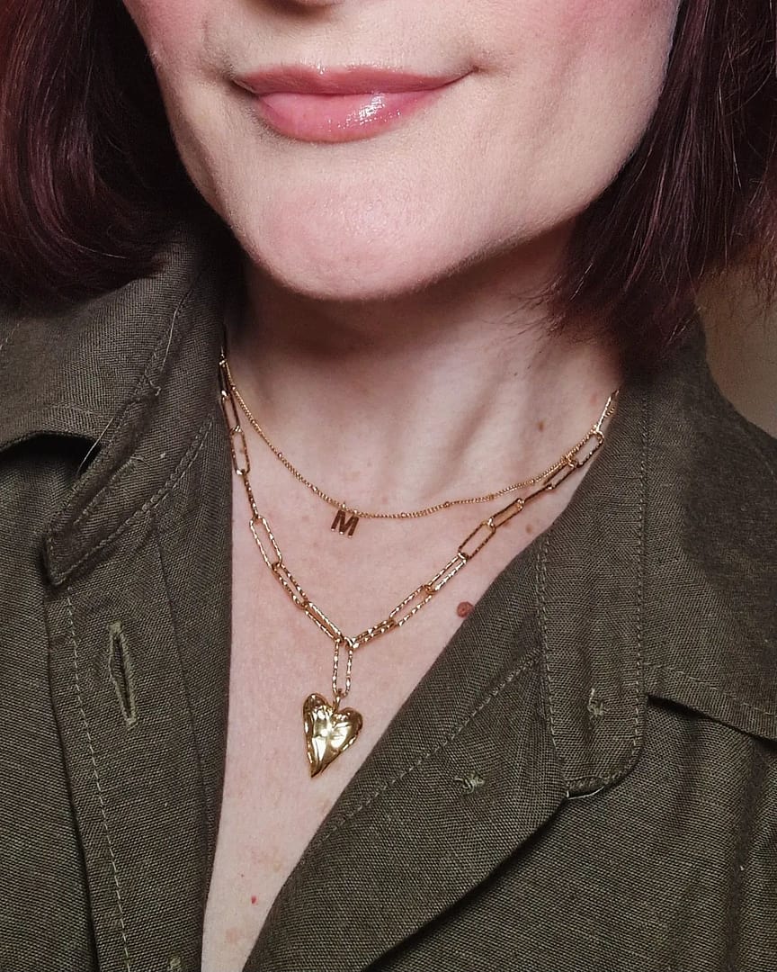 Styling my two necklaces from oreliajewellery ✨️

18K GOLD PLATED
Molten Heart & Link Charm Necklace

18K GOLD PLATED
Satellite Chain Initial Necklace 

Get 15% OFF  their jewellery,  with the code OLIST-KXKM

Link in my Bio and stories ♥️

What outfit is your favourite? 

#ad #oreliajewellery #necklace #orelia #goldplated #outfit #stylingnecklaces #trendjewellery #style #fashion #InOrelia #TheOList #JustAddJewellery
