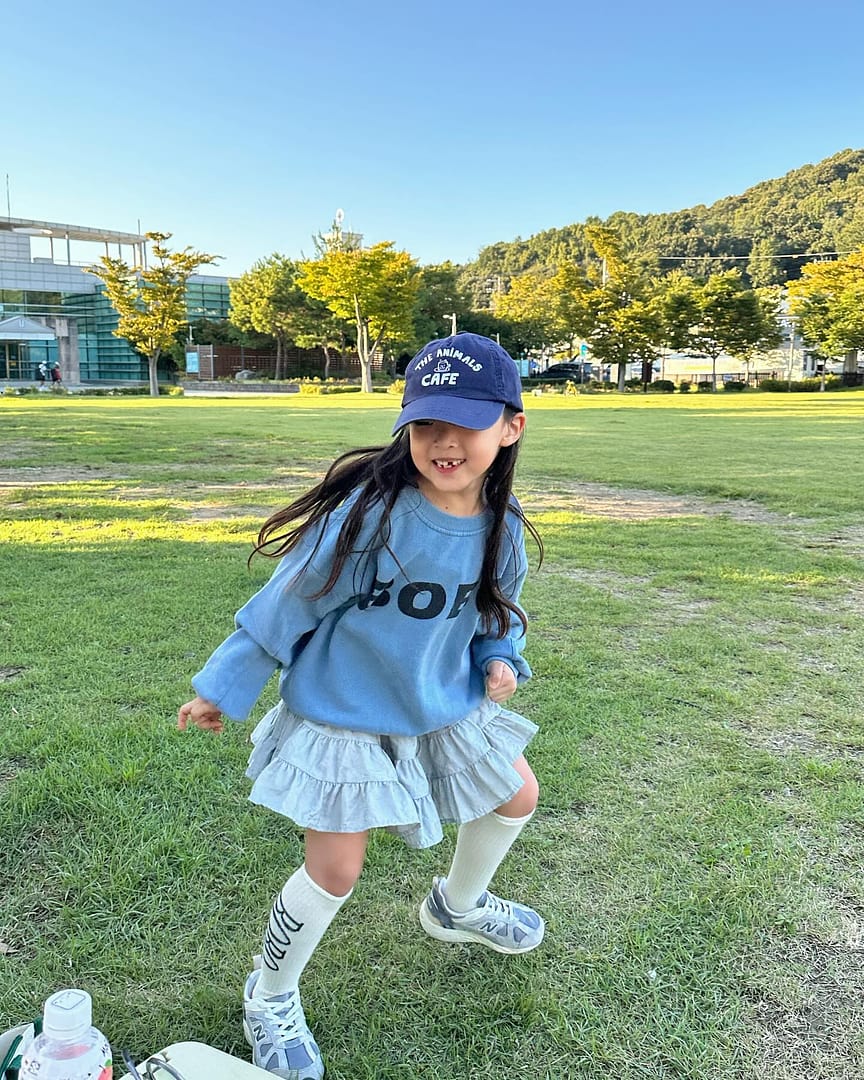 bobochoses♡スウェット ライトブルー 4-5y 25AW】BOBOCHOSES(ボボショセス)La Oca all over Tshirt(2-3y/4