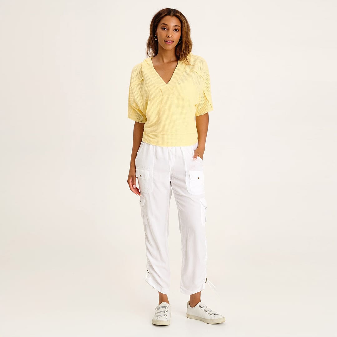 Elrin Hooded Poncho in Yellow