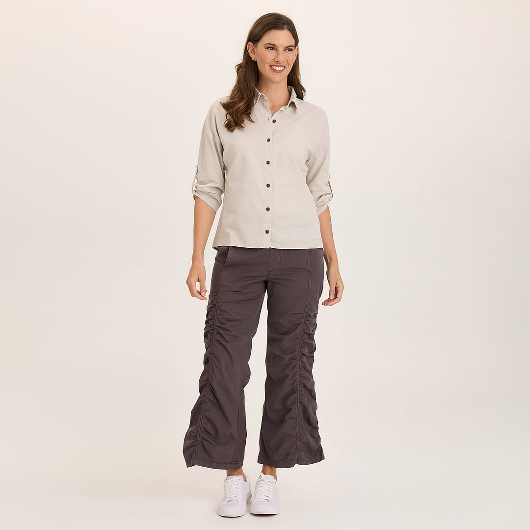 Wearables Naola Stretch Poplin Ruched Flare Gaucho Pant