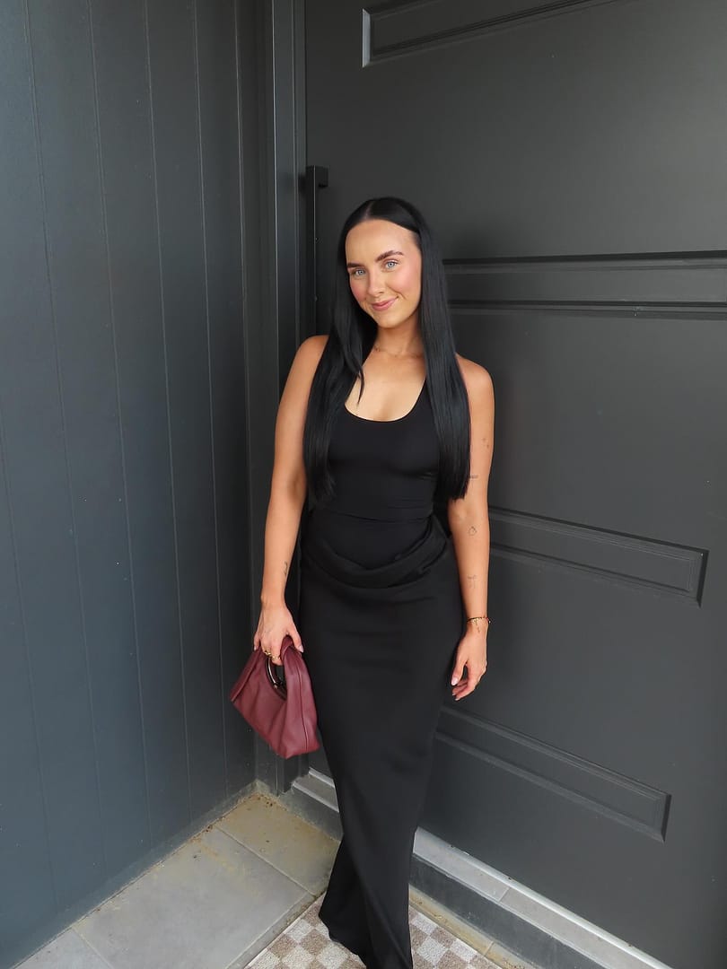 benni black dress Benni Yasmin Off-Shoulder Maxi Dress – The Designer Collection main image 0