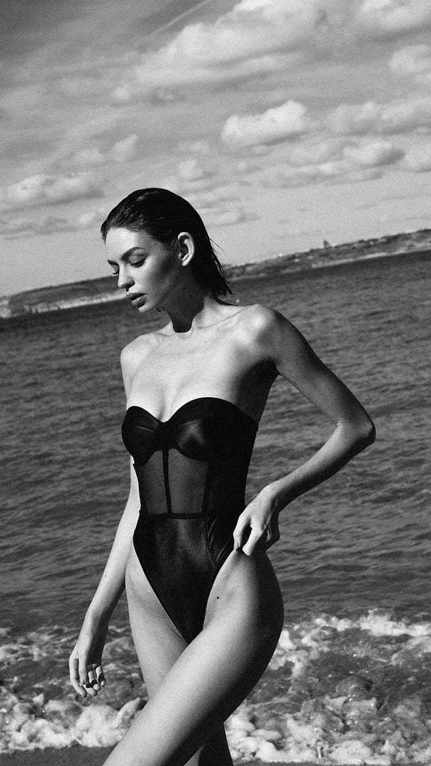 Katerina Strapless Underwire One-Piece Swimsuit – Franca Vinka